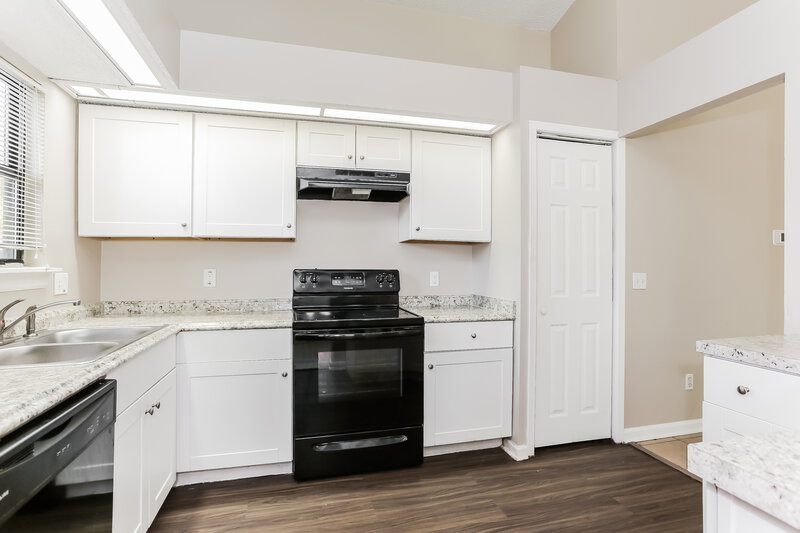 1,665/Mo, 7125 Star Rush Dr Jacksonville, FL 32244 Misc View 7
