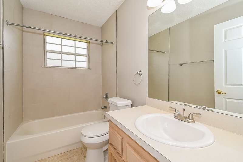 2,160/Mo, 4432 Black Alder Ct Jacksonville, FL 32258 Bathroom View