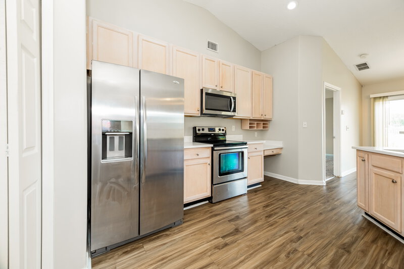 2,075/Mo, 3021 Captiva Bluff Cir Jacksonville, FL 32226 Kitchen View