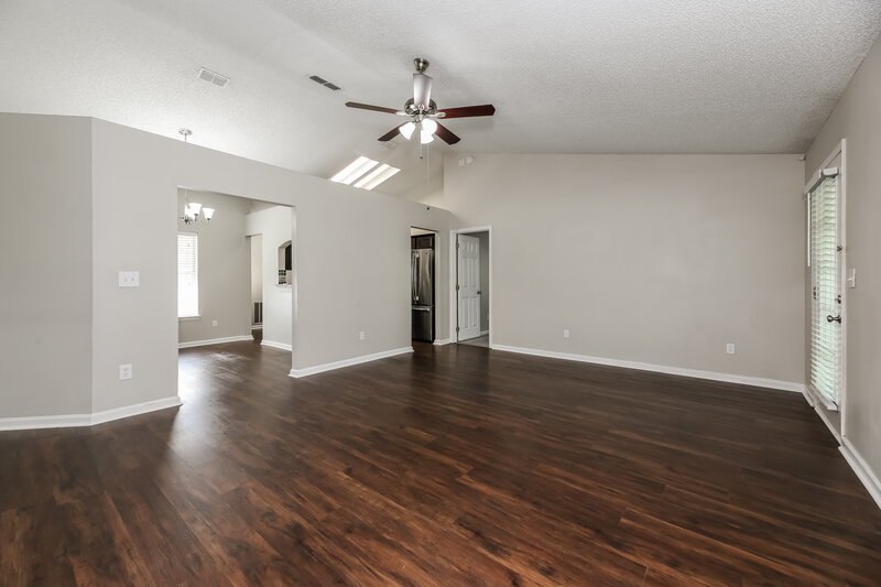 1,875/Mo, 2985 Waters View Cir Orange Park, FL 32073 Living Room View 2