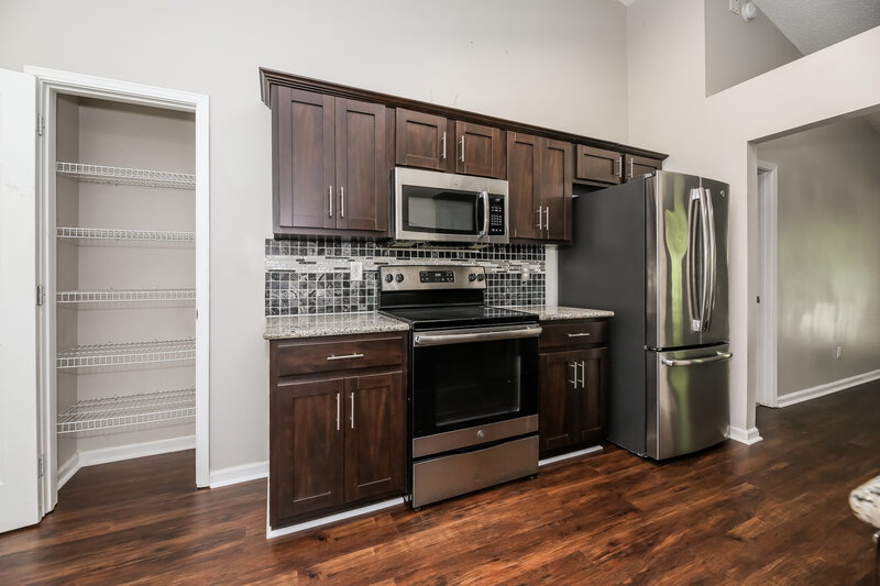 1,875/Mo, 2985 Waters View Cir Orange Park, FL 32073 Kitchen View