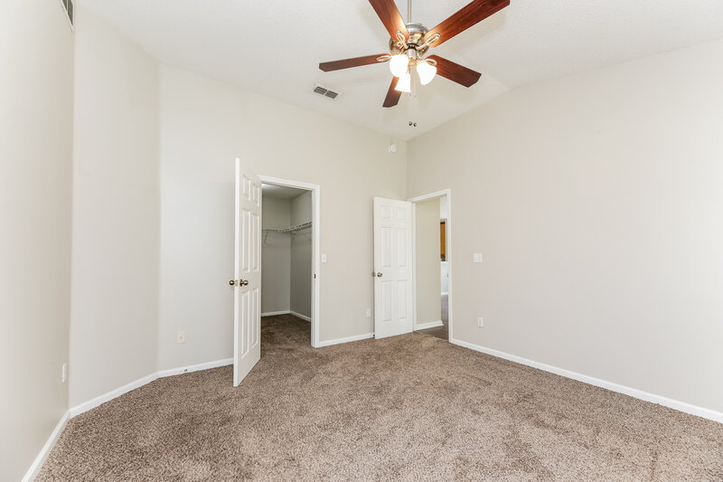 1,995/Mo, 9057 Fallsmill Dr Jacksonville, FL 32244 Main Bedroom View