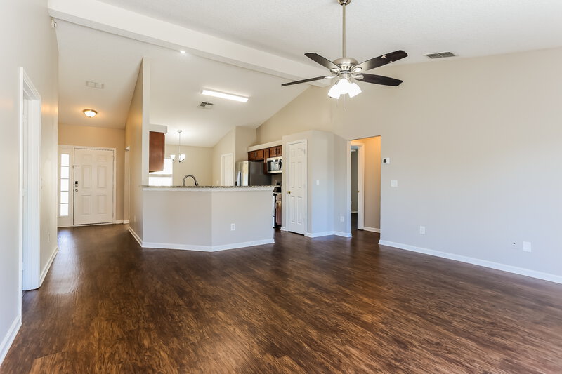 1,720/Mo, 4126 Weathered Pine Ct Middleburg, FL 32068 Living Room View 2