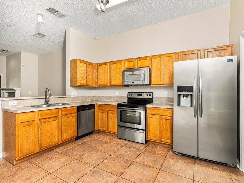 1,895/Mo, 1880 Pineta Cove Drive Middleburg, FL 32068 Kitchen View