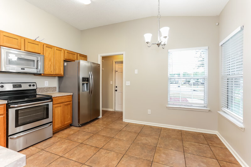 1,930/Mo, 1880 Pineta Cove Drive Middleburg, FL 32068 Dining Room View 2