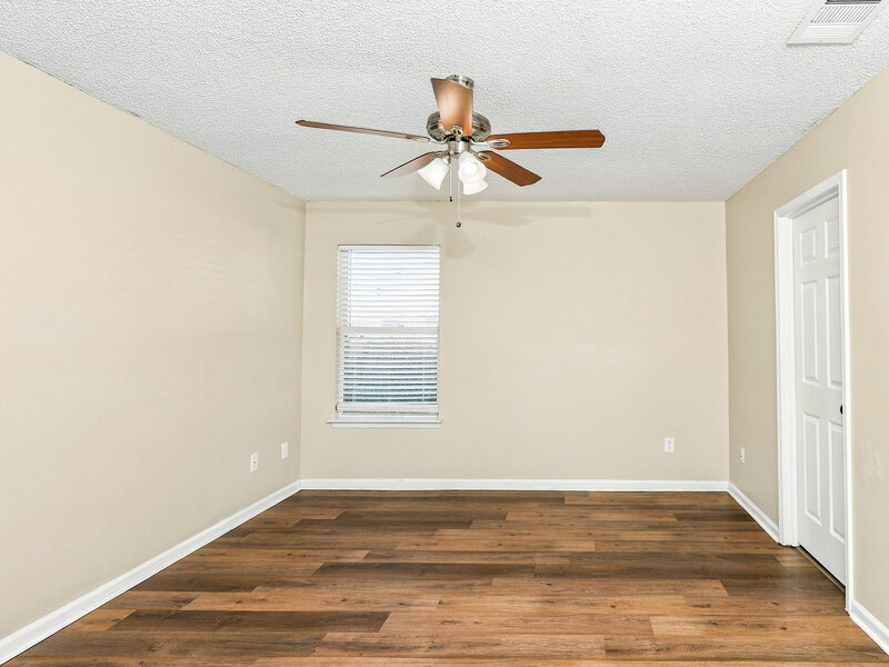 1,895/Mo, 1880 Pineta Cove Drive Middleburg, FL 32068 Primary Bedroom View