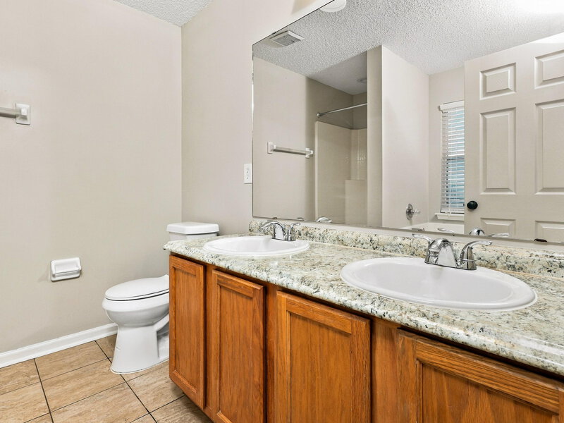 1,895/Mo, 1880 Pineta Cove Drive Middleburg, FL 32068 Primary Bathroom View