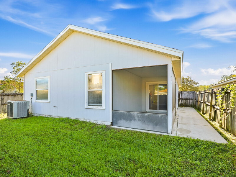 1,895/Mo, 1880 Pineta Cove Drive Middleburg, FL 32068 Rear View