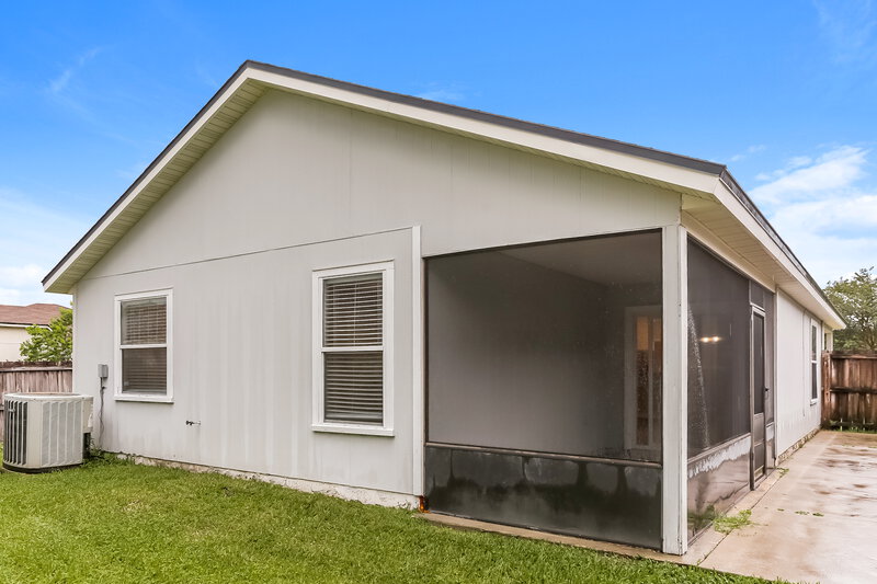 1,930/Mo, 1880 Pineta Cove Drive Middleburg, FL 32068 Rear View