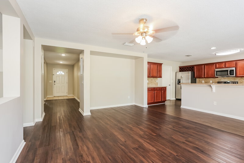 1,745/Mo, 3877 Marsh Bluff Dr Jacksonville, FL 32226 Living Room View
