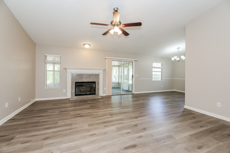 1,710/Mo, 1348 High Plains Dr S Jacksonville, FL 32218 Living Room View 2