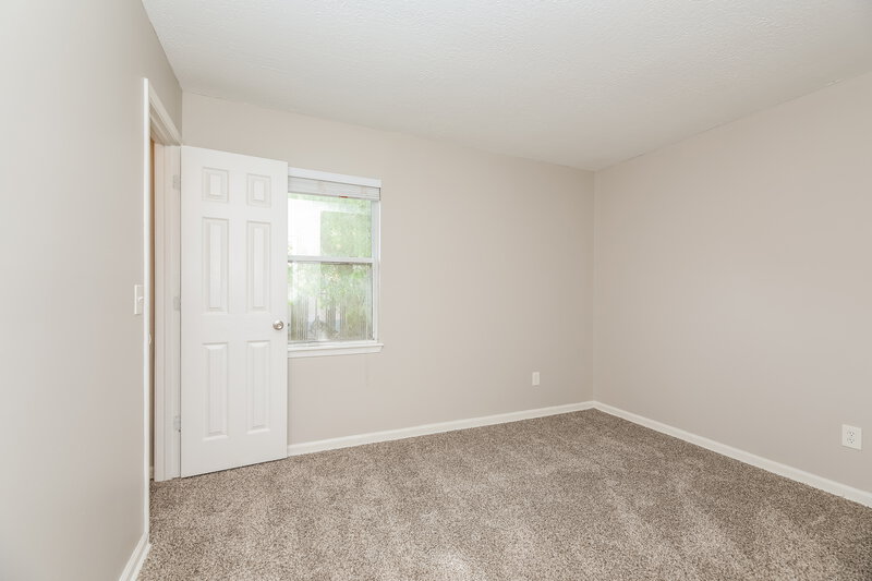 1,710/Mo, 1348 High Plains Dr S Jacksonville, FL 32218 Bedroom View 2