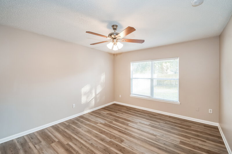 1,890/Mo, 9366 Daniels Mill Dr Jacksonville, FL 32244 Main Bedroom View