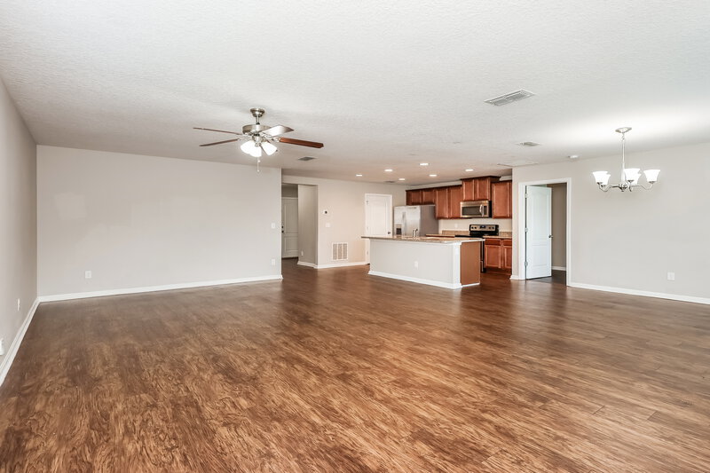 1,960/Mo, 3800 Falcon Crest Dr Green Cove Springs, FL 32043 Living Room View 2