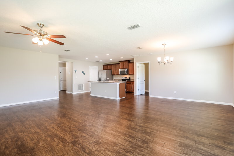 2,215/Mo, 3800 Falcon Crest Dr Green Cove Springs, FL 32043 Dining Room View