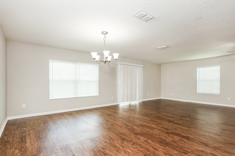 1,960/Mo, 3800 Falcon Crest Dr Green Cove Springs, FL 32043 Dining Room View
