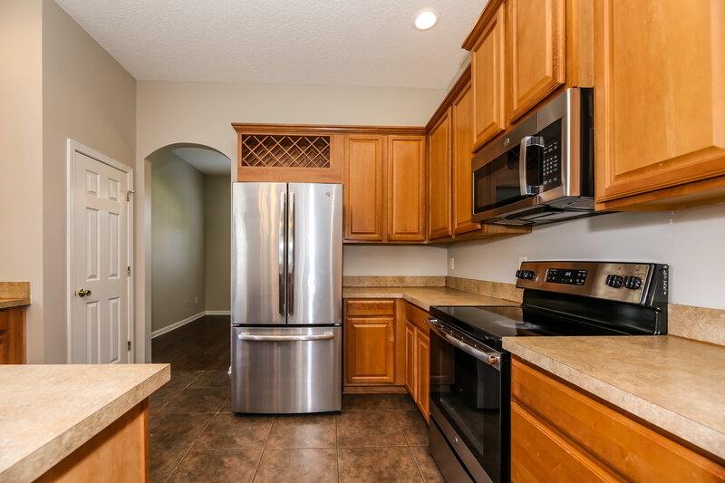 2,165/Mo, 741 Indigo Run Dr Jacksonville, FL 32218 Kitchen View 2