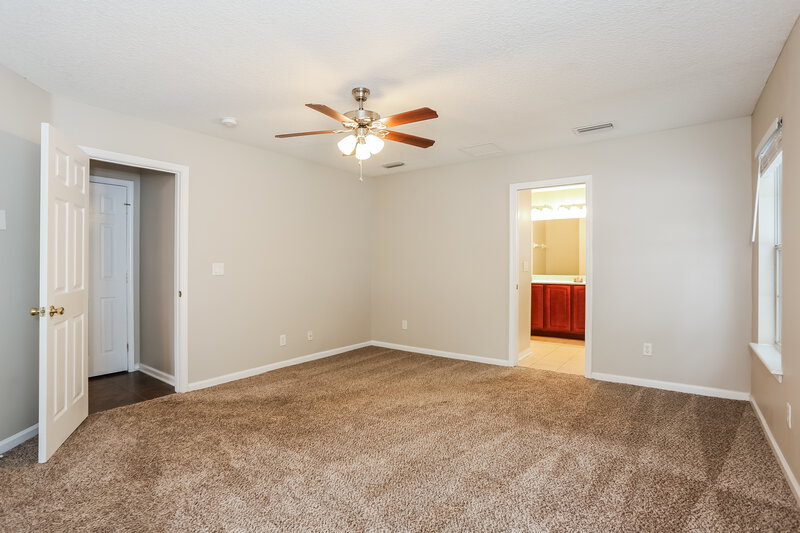 2,900/Mo, 741 Indigo Run Dr Jacksonville, FL 32218 Main Bedroom View