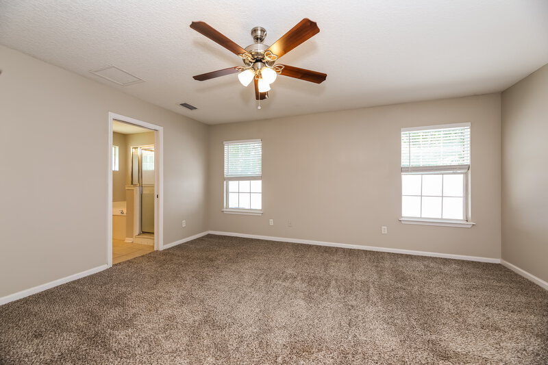 2,165/Mo, 741 Indigo Run Dr Jacksonville, FL 32218 Main Bedroom View