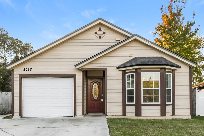 2,200/Mo, 2025 Hunters Trace Cir Middleburg, FL 32068 External View