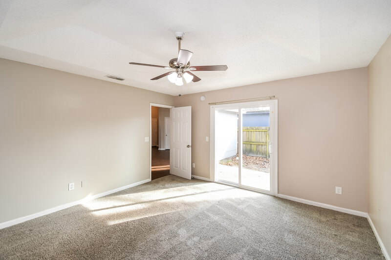 1,720/Mo, 2018 Cardiff Ln Middleburg, FL 32068 Main Bedroom View 2