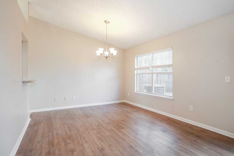 1,860/Mo, 380 Willow Green Dr Orange Park, FL 32073 Dining Room View