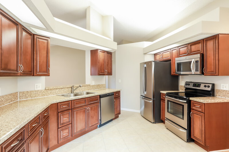 1,860/Mo, 380 Willow Green Dr Orange Park, FL 32073 Kitchen View