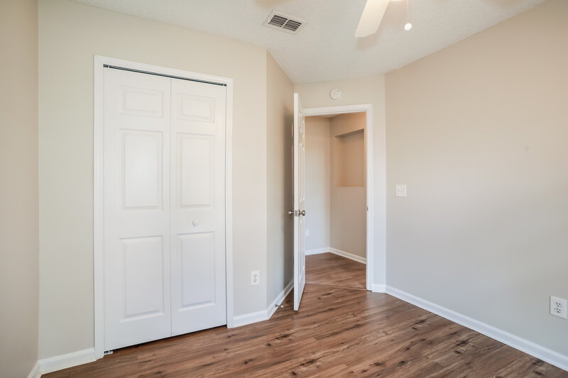 1,860/Mo, 380 Willow Green Dr Orange Park, FL 32073 Bedroom View 2