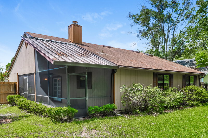 1,880/Mo, 3759 Lumberjack Way Jacksonville, FL 32223 Rear View