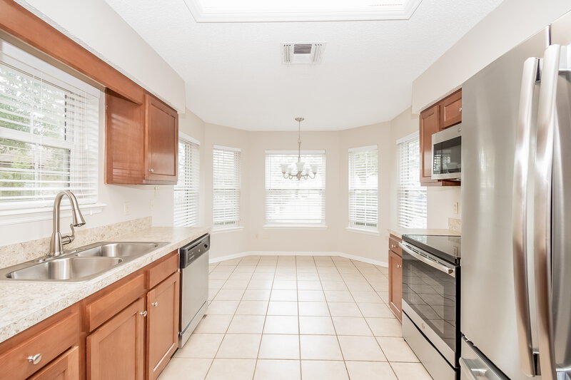 2,520/Mo, 9122 Smoketree Dr Jacksonville, FL 32244 Kitchen View 3