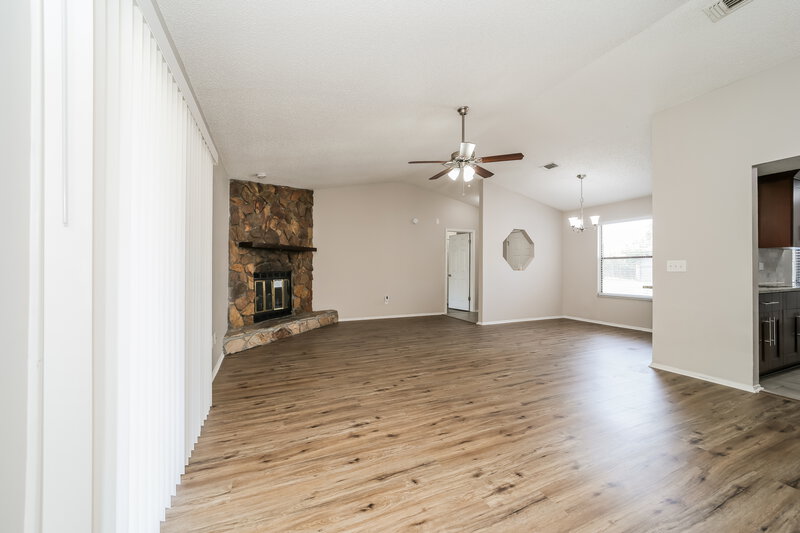 1,865/Mo, 593 Benjamin Harrison St Orange Park, FL 32073 Living Room View 2