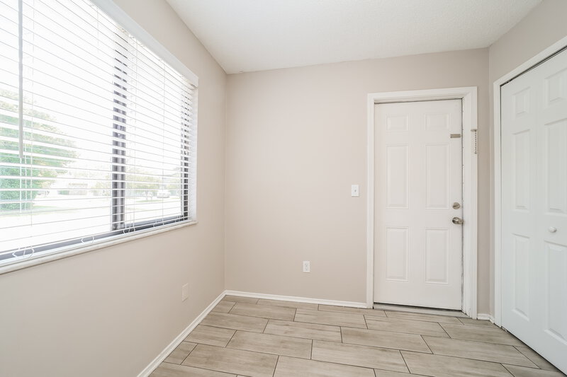 1,865/Mo, 593 Benjamin Harrison St Orange Park, FL 32073 Breakfast Nook View
