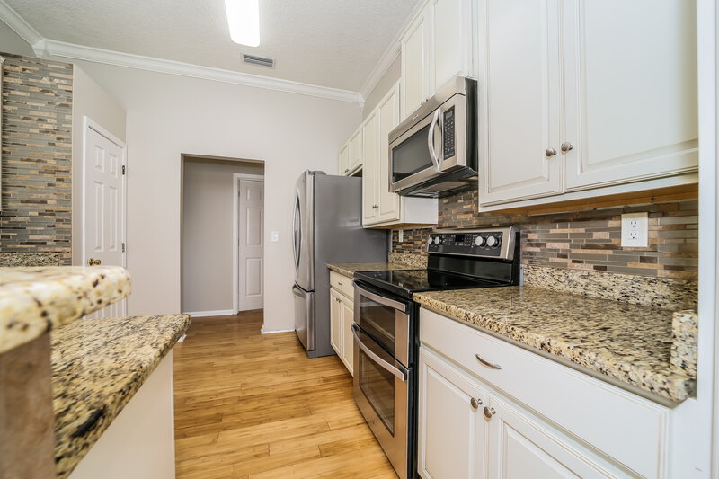 2,190/Mo, 419 Cottage Cove Ct Orange Park, FL 32073 Kitchen View