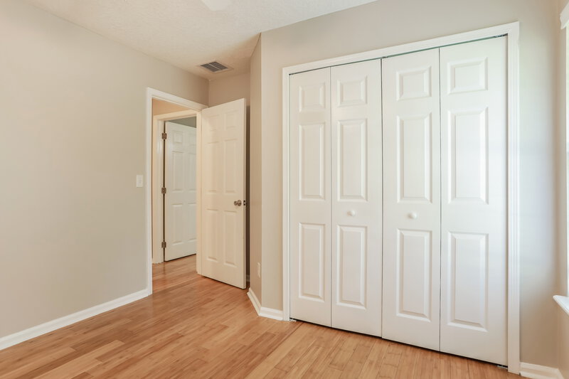 2,190/Mo, 419 Cottage Cove Ct Orange Park, FL 32073 Bedroom View