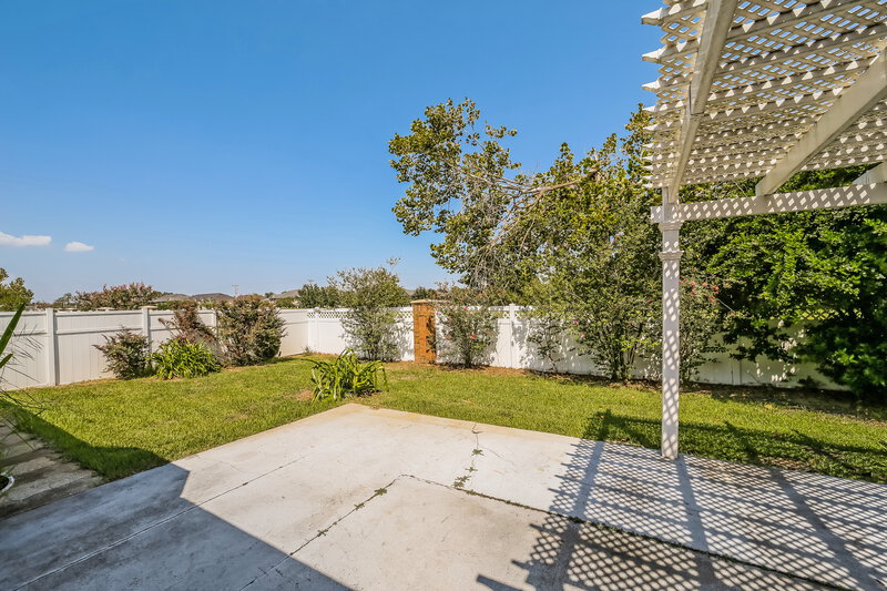 2,190/Mo, 419 Cottage Cove Ct Orange Park, FL 32073 Backyard View