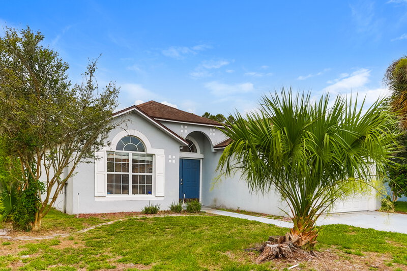 2,105/Mo, 7390 Overland Park Blvd Jacksonville, FL 32244 Front View