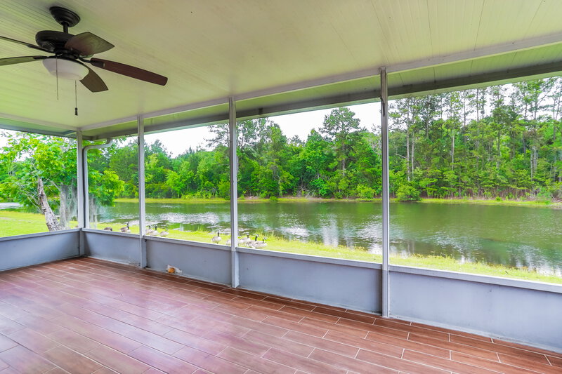 2,105/Mo, 7390 Overland Park Blvd Jacksonville, FL 32244 Sun Room View