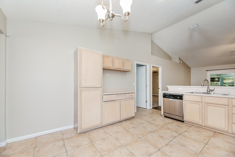 2,280/Mo, 11309 Finchley Ln Jacksonville, FL 32223 Breakfast Nook View
