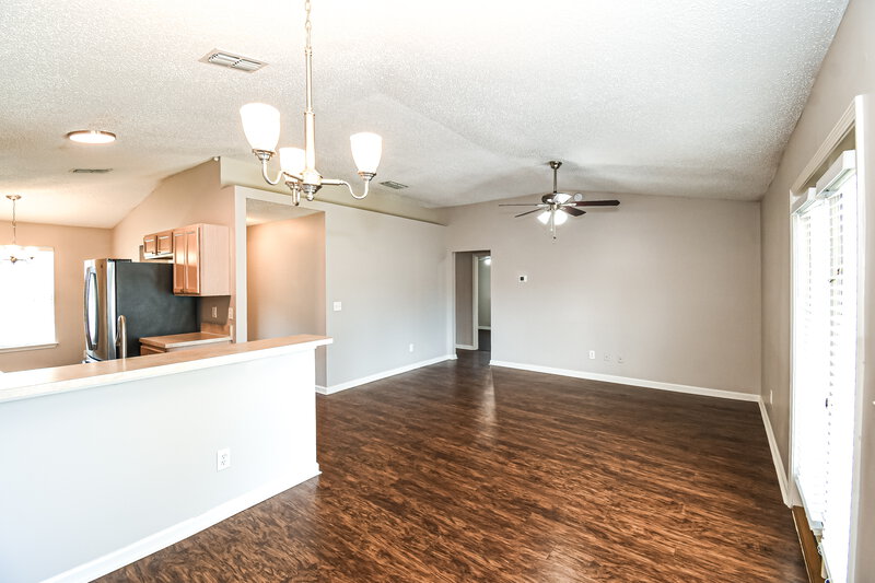 1,680/Mo, 1125 Buccaneer Blvd Green Cove Springs, FL 32043 Dining Room View