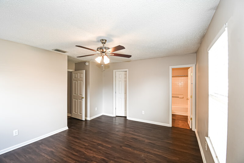 1,680/Mo, 1125 Buccaneer Blvd Green Cove Springs, FL 32043 Main Bedroom View 2