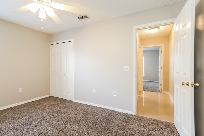 1,910/Mo, 7324 Spring Hill Rd Jacksonville, FL 32244 Bedroom View 2