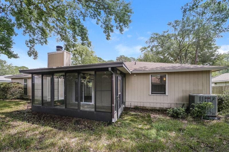 2,215/Mo, 3167 Laurel Grove S Jacksonville, FL 32223 Rear View 2