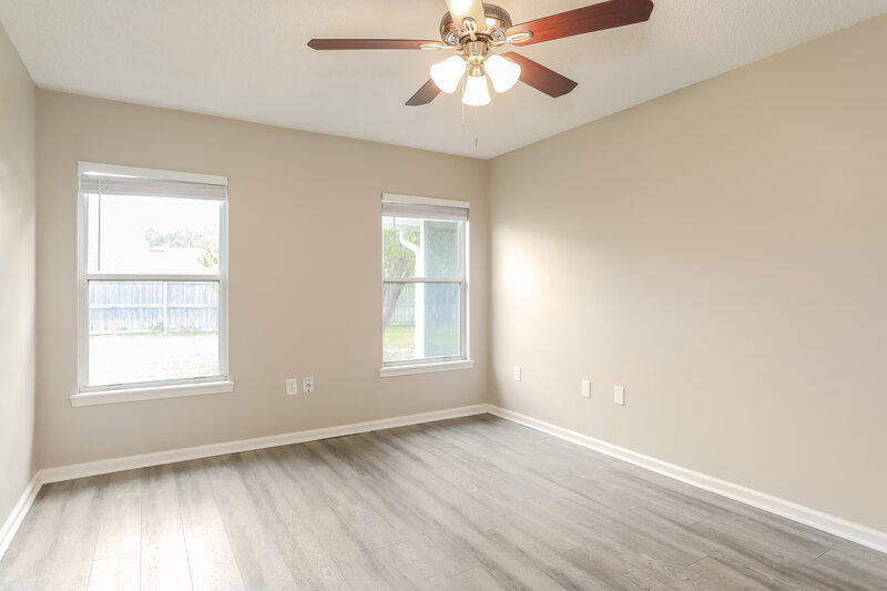 1,690/Mo, 2081 Frogmore Dr Middleburg, FL 32068 Main Bedroom View 2