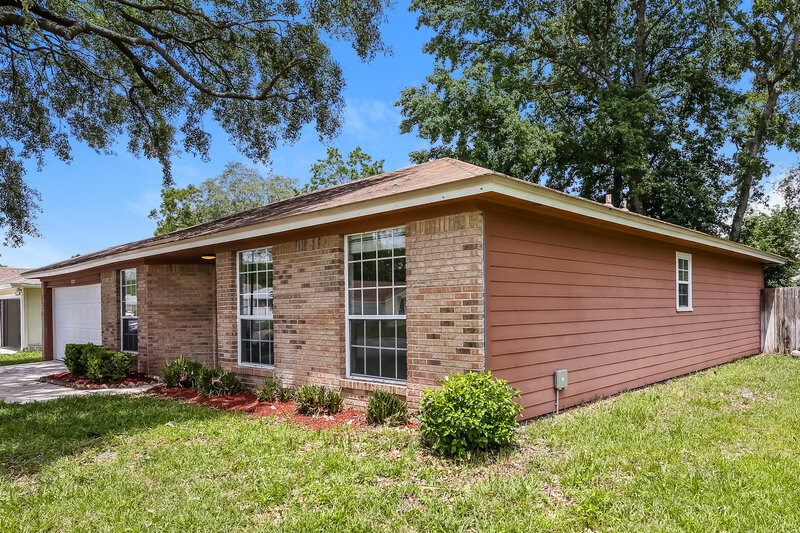 2,150/Mo, 12251 Rochford Ln Jacksonville, FL 32225 Front View