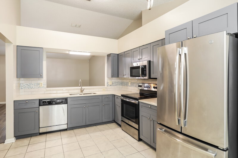 1,580/Mo, 3032 Twin Oak Dr S Middleburg, FL 32068 Kitchen View