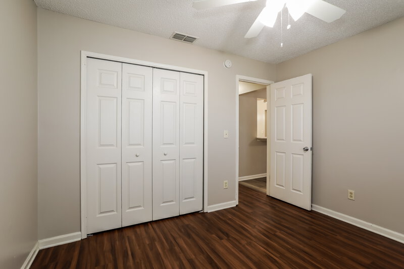 1,580/Mo, 3032 Twin Oak Dr S Middleburg, FL 32068 Bedroom View