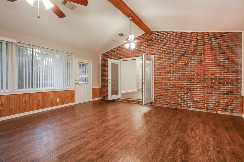 2,465/Mo, 299 Thornbrook Ct Orange Park, FL 32065 Family Room View 2