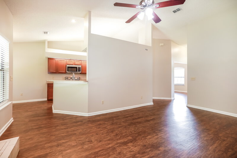 2,025/Mo, 3413 Deerfield Pointe Dr Orange Park, FL 32073 Living Room View