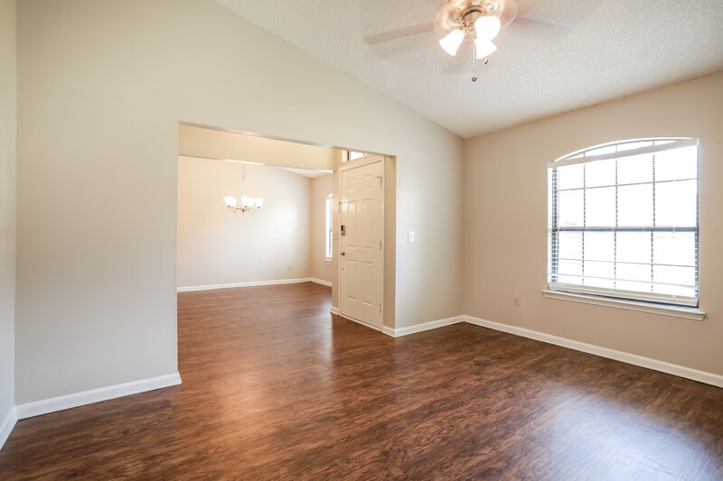 2,025/Mo, 3413 Deerfield Pointe Dr Orange Park, FL 32073 Living Room View 2
