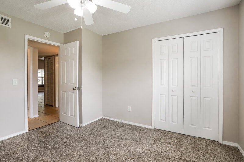 1,910/Mo, 805 Elmwood St Orange Park, FL 32065 Bedroom View 3